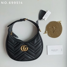 Gucci Hobo Bags